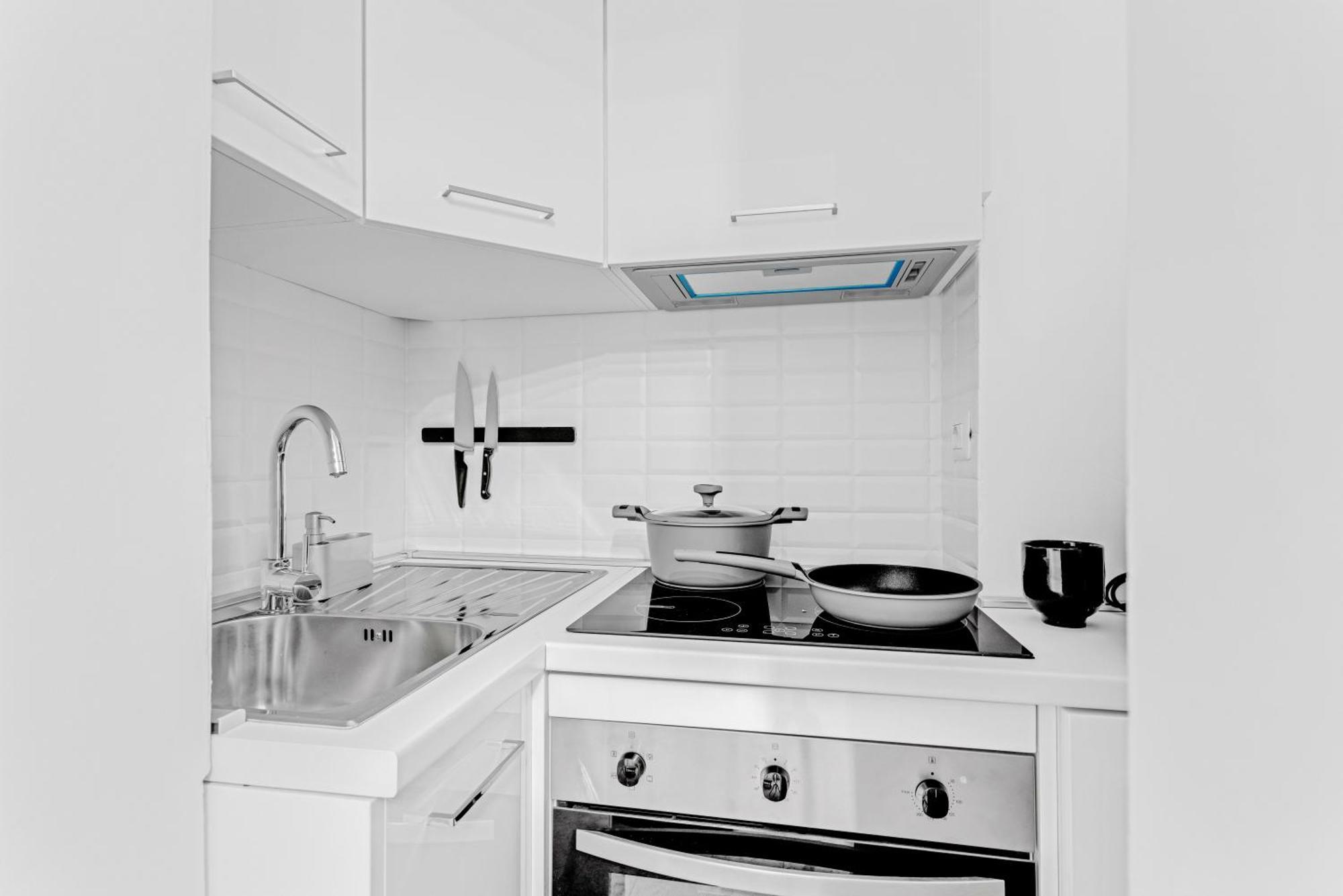 10 Min Duomo Free Parking Wifi Ac Apartment Milan Luaran gambar