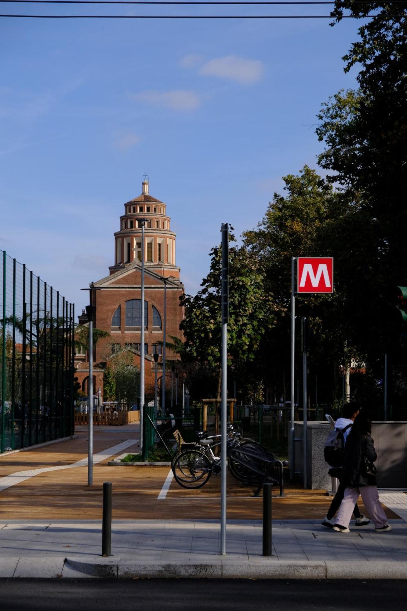 10 Min Duomo Free Parking Wifi Ac Apartment Milan Luaran gambar